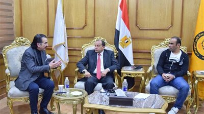 لنبذ التعصب الرياضي..عبدالحفيظ وشلتوت فى زيارة لجامعة بني سويف| فيديو 