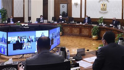 الحكومة تعلن بدء التزامها بسياسة تقشفية جديدة لترشيد النفقات