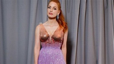 جيسيكا تشاستين تكشف عن إطلالتها للأوسكار قبل وصولها لمقر الحفل