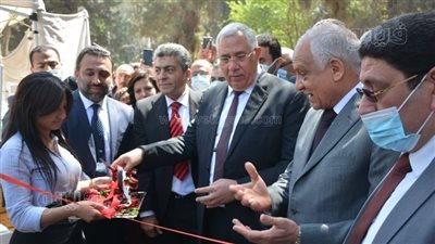 افتتاح مهرجان القاهرة للتمور بحديقة الأورمان.. والقصير: لدينا خطة للنهوض بزراعة النخيل|صور