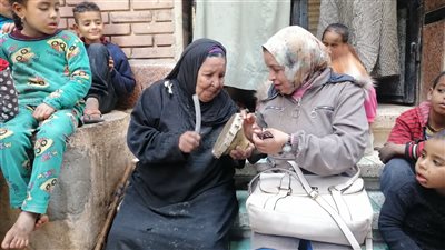 بث مباشر.. أقدم مسحراتية في الصعيد 