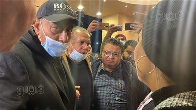 أحمد بدير وخالد جلال يقدمان واجب العزاء في أحمد حلاوة | فيديو وصور