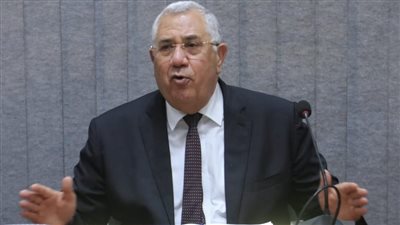 القصير يبحث مع اتحاد الدواجن تنفيذ الزراعة التعاقدية لمحصول الذرة