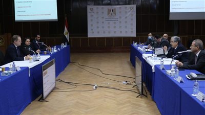 شاكر: قدرات التوليد الكهربائية كافية للوفاء بمتطلبات المستثمرين في سائر أنحاء الجمهورية