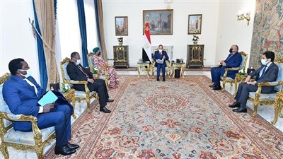 السيسي: نحرص على حشد الدعم لأفريقيا لضمان تكيفها بشكل عاجل مع الآثار الاقتصادية والاجتماعية السلبية لتغير المناخ