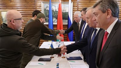 اتهامات متبادلة بين أوكرانيا وروسيا.. تعثر جديد في المفاوضات بين موسكو وكييف