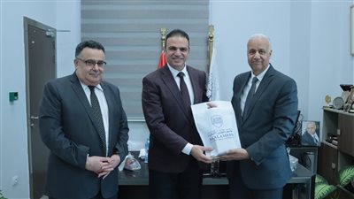 لقاء حول مفهوم ريادة الأعمال وما يقدمه لمصر بجامعة العلمين بالإسكندرية