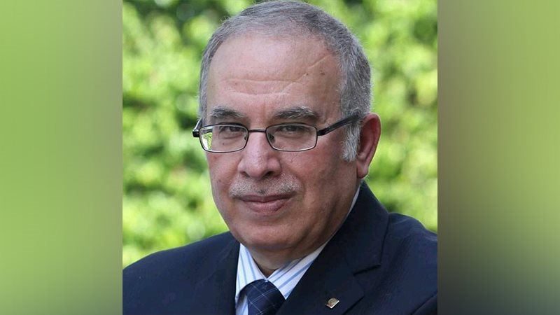 د. أسامة حمدي أستاذ