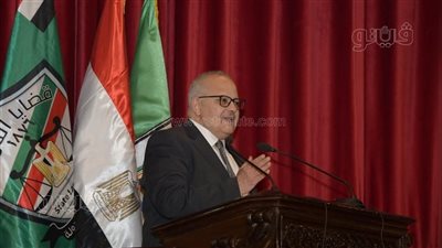 الخشت: 47% من مناصب القيادة بجامعة القاهرة للمرأة