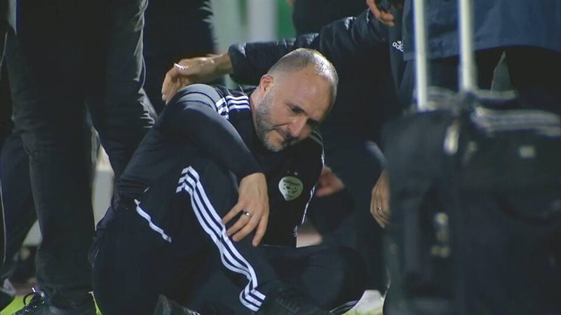 لحظة انهيار وبكاء