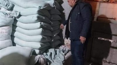 ضبط 140 طن أسمدة مغشوشة وزيوت سيارات مجهولة المصدر بالجيزة