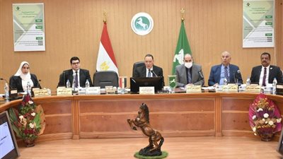 محافظ الشرقية: توفير ماكينات حصاد القمح للمزارعين بالمجان 