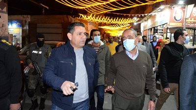 محافظ الإسماعيلية في جولة ليلية بمنطقة المحطة الجديدة | صور 