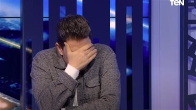 بكاء رضا عبد العال على الهواء بعد تصريحاته القديمة ضد كيروش | فيديو