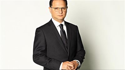 الموت يفجع الإعلامي شريف عامر 