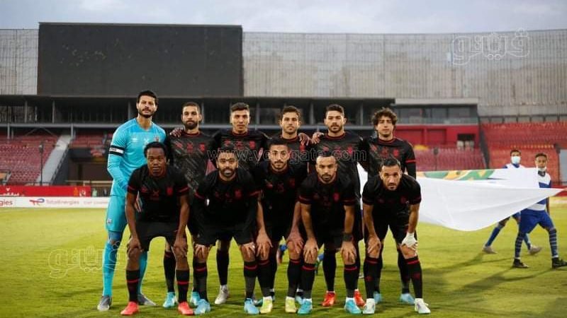 لاعبو الأهلي