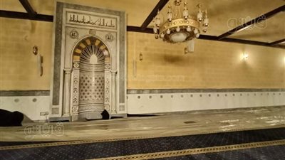 الصور الأولى لفرش مسجد الحسين بالسجاد الجديد