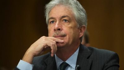 التقى بايدن.. إصابة مدير 