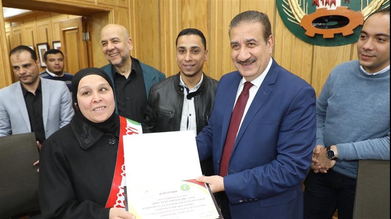 محافظ المنوفية يكرم