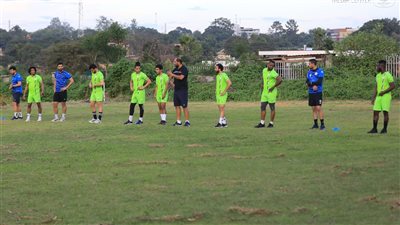 المصري يؤدي مرانه بملعب مازيمبي |فيديو