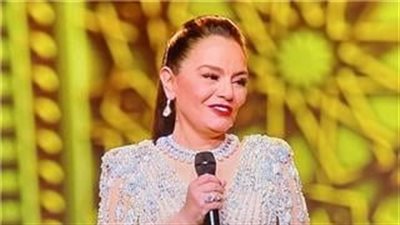 الفنانة شريهان تفتتح قرعة كأس العالم