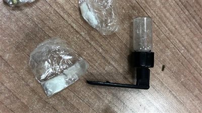 ضبط مواد مخدرة بحوزة راكب بمطار القاهرة