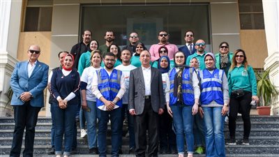 محافظ الإسكندرية يتابع توزيع قوافل وصل الخير الخاصة بمؤسسة حياة كريمة