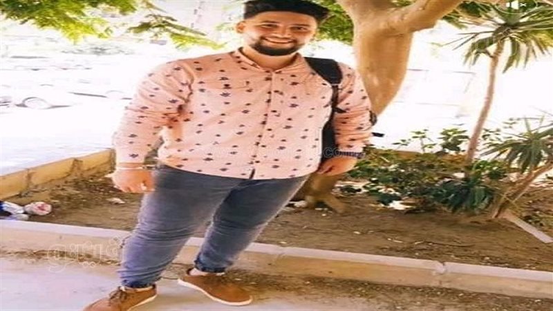 شاب يتخلص من حياته
