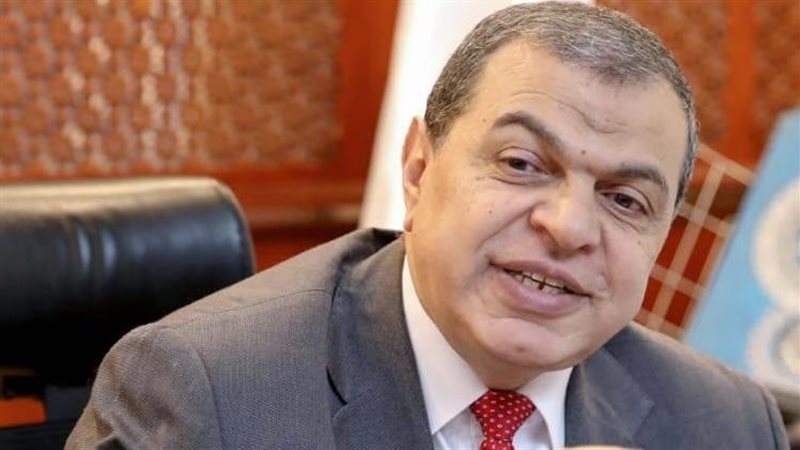 وزير القوى العاملة