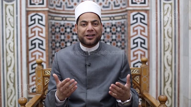 الدكتور مصطفى عبد