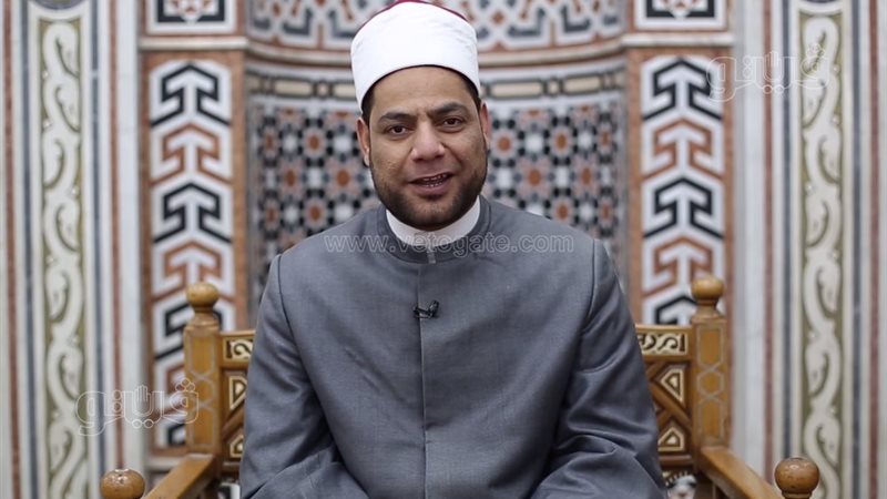 الدكتور مصطفى عبد