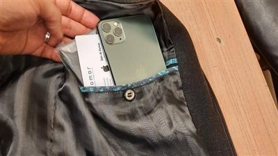 ضبط 19 هاتف محمول ومخدر الماريجوانا بحوزة راكبين بمطار القاهرة | صور