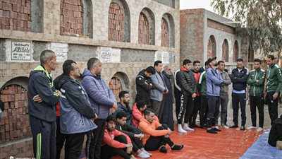 لاعبو بايونيرز يزورون قبر زميلهم أحمد فتحي في بداية شهر رمضان