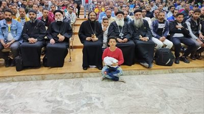 الانبا بافلي يتراس لقاء خدمة 