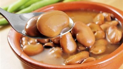 طبق السعادة.. علماء التغذية: الفول المدمس يساعد على تحفيز مشاعر البهجة وتحسين المزاج