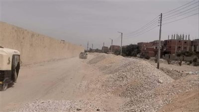 إنشاء طريق جديد لخدمة مجمع صوامع الغلال بالإسماعيلية | صور