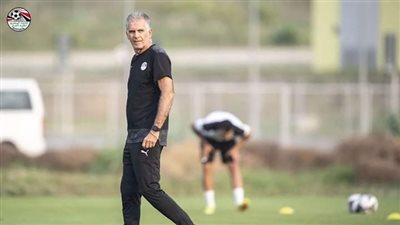 كيروش يقدم تقريره لاتحاد الكرة.. وعلام يمنحه إجازة لحين الفصل في شكوى الإعادة