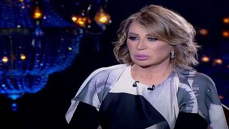 المخرجة ايناس الدغيدي،