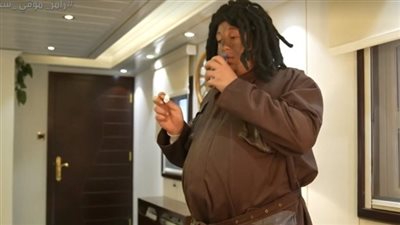 رد فعل غير متوقع من حمو بيكا بعد رؤية رامز جلال | فيديو