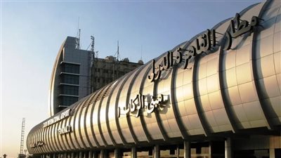في أول أيام عيد الفطر.. إقلاع ووصول 402 رحلة لنقل 48 ألف راكب بمطار القاهرة