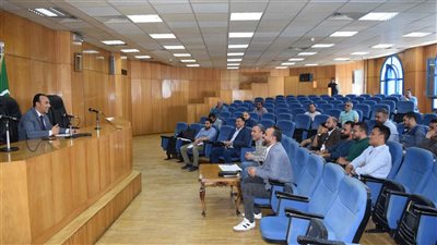 متابعة العمل بقطاع الغاز الطبيعي ضمن مشروعات المبادرة الرئاسية بالمنيا