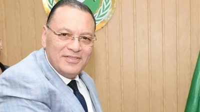 محافظ الشرقية: جادون فى الحصول على شهادة الأيزو لتقديم خدمة أفضل للمواطنين 