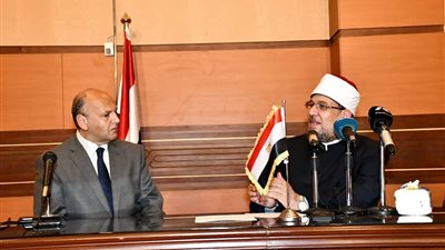 مختار جمعة: نأمل في تحقيق 2 مليار جنيه من إيرادات هيئة الأوقاف