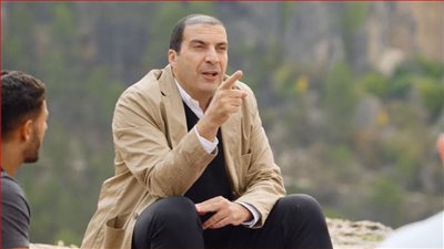 كيف يدخل الملايين الجنة بينما هي مصممة للأتقياء؟ عمرو خالد يجيب |فيديو