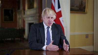 رئيس الوزراء البريطاني يهنئ ماكرون بإعادة انتخابه