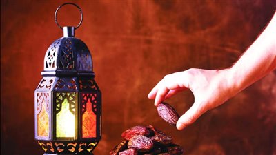 أطعمة تحمي من العطش خلال الصيام | فيديو 