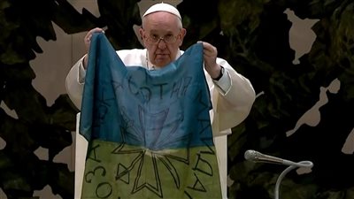 البابا فرنسيس يدين عمليات القتل في بوتشا