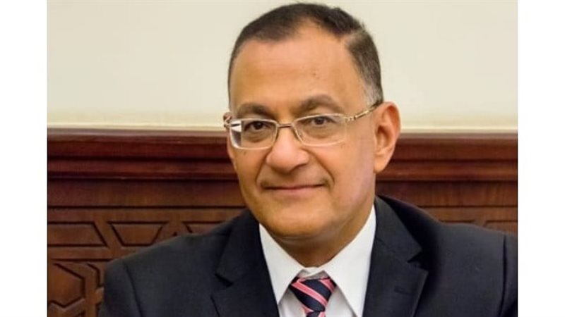 د.أحمد دياب استشاري