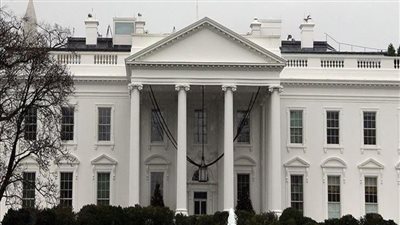 البيت الأبيض: فرض عقوبات كاملة على مصرفي سبيربنك وألفا الروسيين