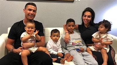 رونالدو يبدأ التجهيز للزواج من صديقته جورجينا رودريجيز